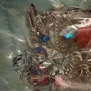 $7–Paparazzi Jewelry
All New
Necklaces, bracelet’s